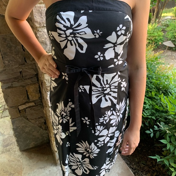 White House Black Market NWT dress - Picture 3 of 9